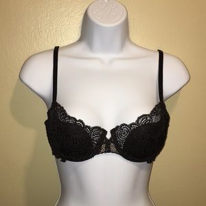 Victoria’s Secret Push Up Without Padding Bra 34B